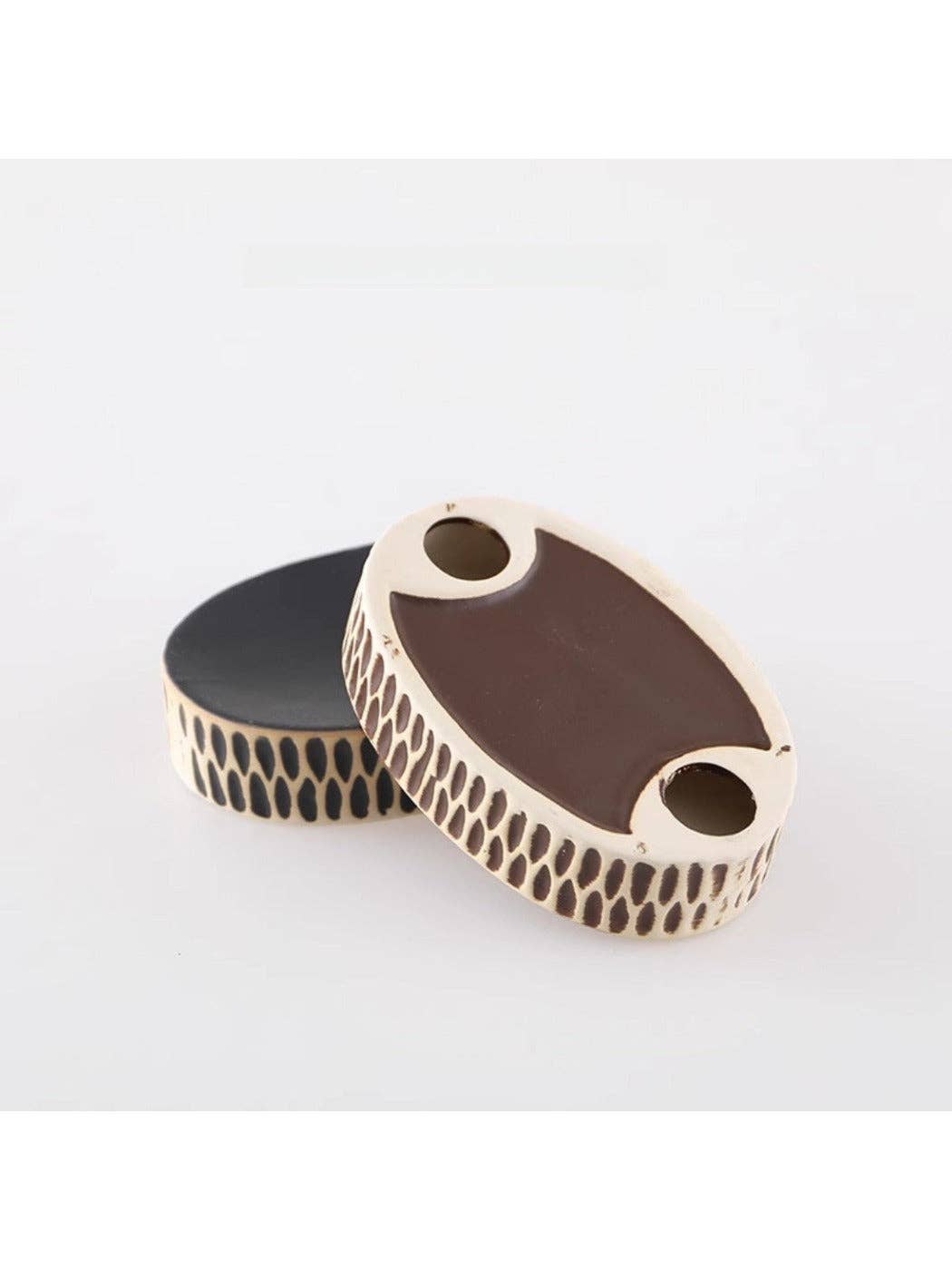 Rowa - Oval Ceramic Soap Dish: WHITE