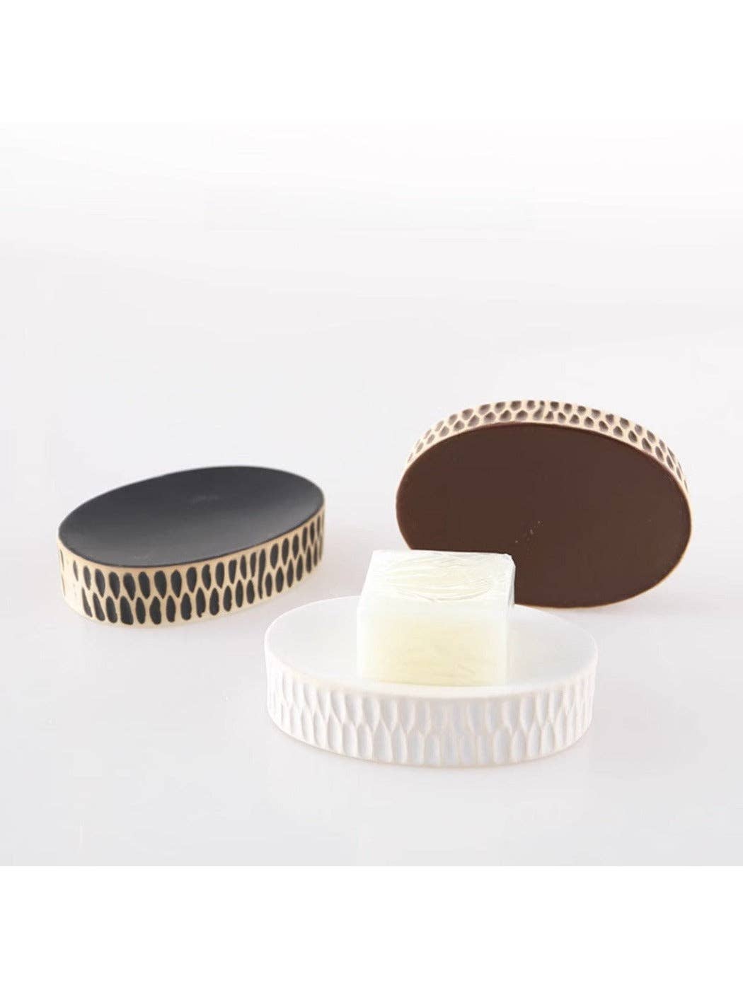 Rowa - Oval Ceramic Soap Dish: WHITE