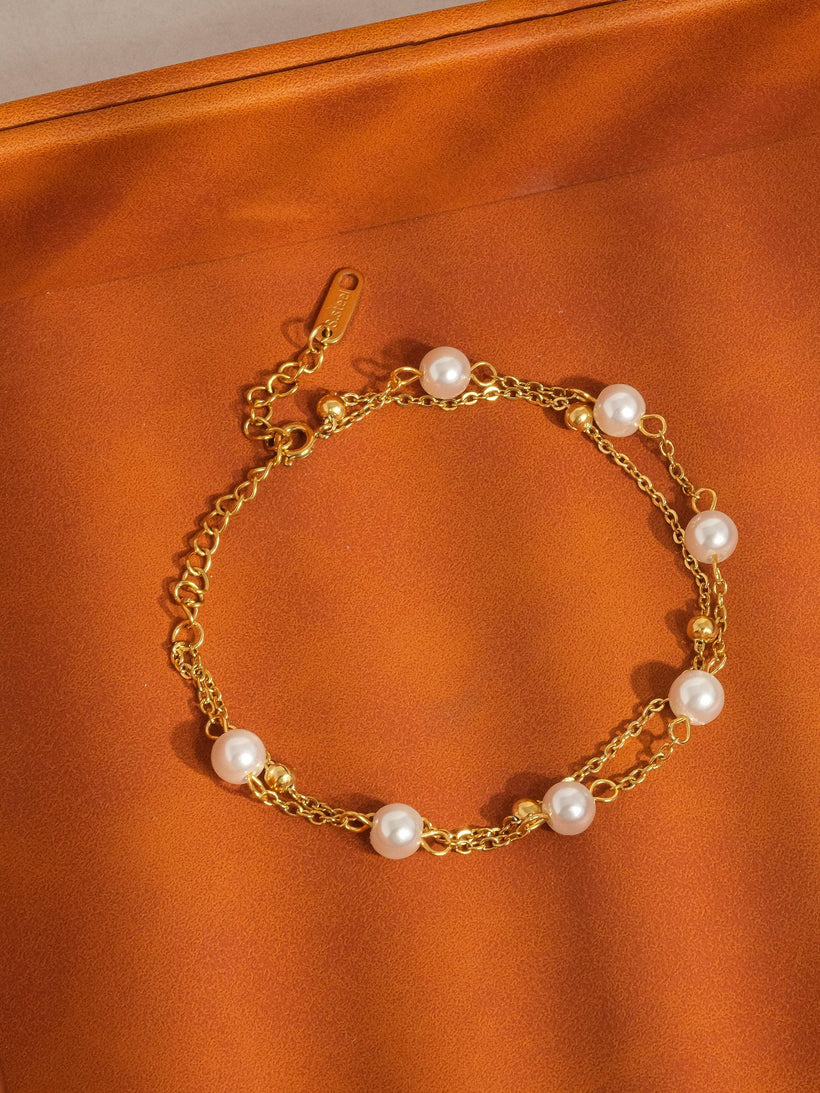 Gilles 18K Non-Tarnish-Layered Pearl Bracelet: Yellow Gold